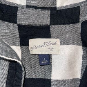 black and white plaid flannel, size: S, worn twice